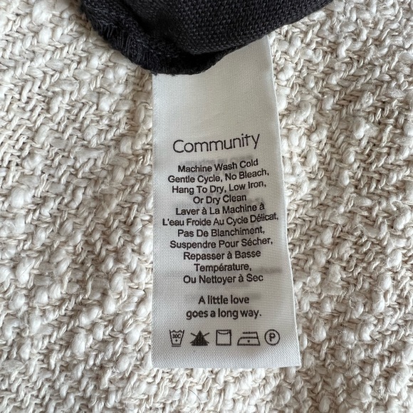 Aritzia Community High Waist Shorts - XXS - Picture 5 of 6